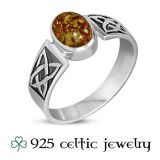 Naisten Kelttisormus "Celtic Amber Stone"