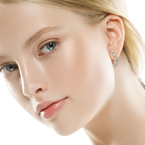 Korvakorut Teräs Curved Butterfly Climber Fiiliskuva.