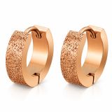 Miesten Korvakorut 4 mm Sandblast Huggie Earrings Rosegold.