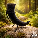 Rautainen juomasarviteline – Viikinkien Iron Stand juomasarville.