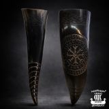 Juomasarvi Helm of Awe-symbolilla – Viikinkien Drinking Horn Northern Viking Jewelry.